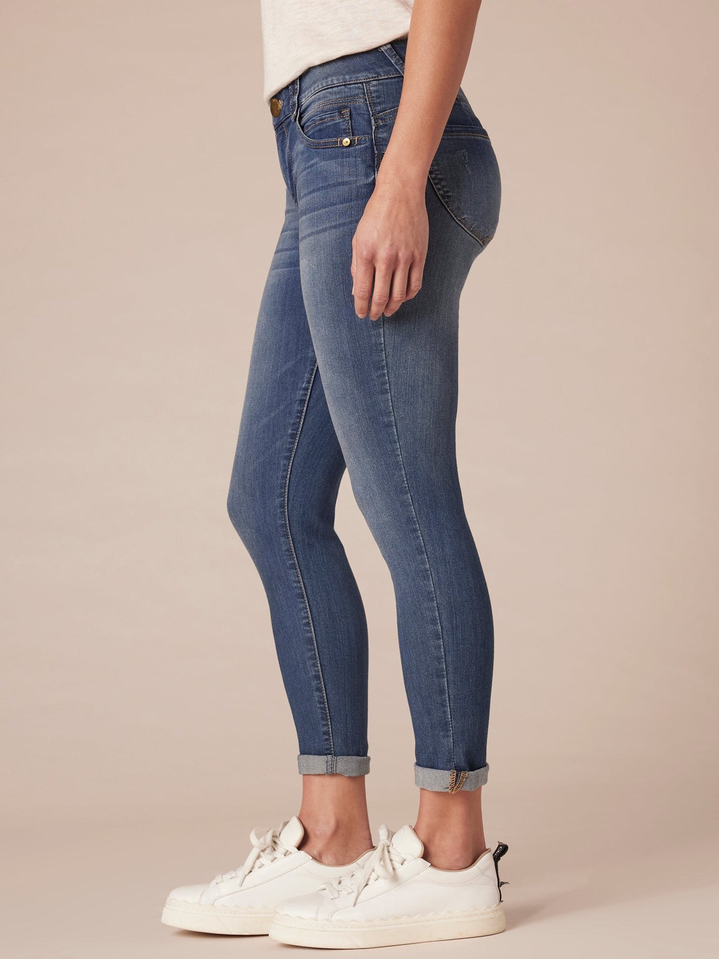 Absolution® Blue Denim Petite Ankle Skimmer Jeans
