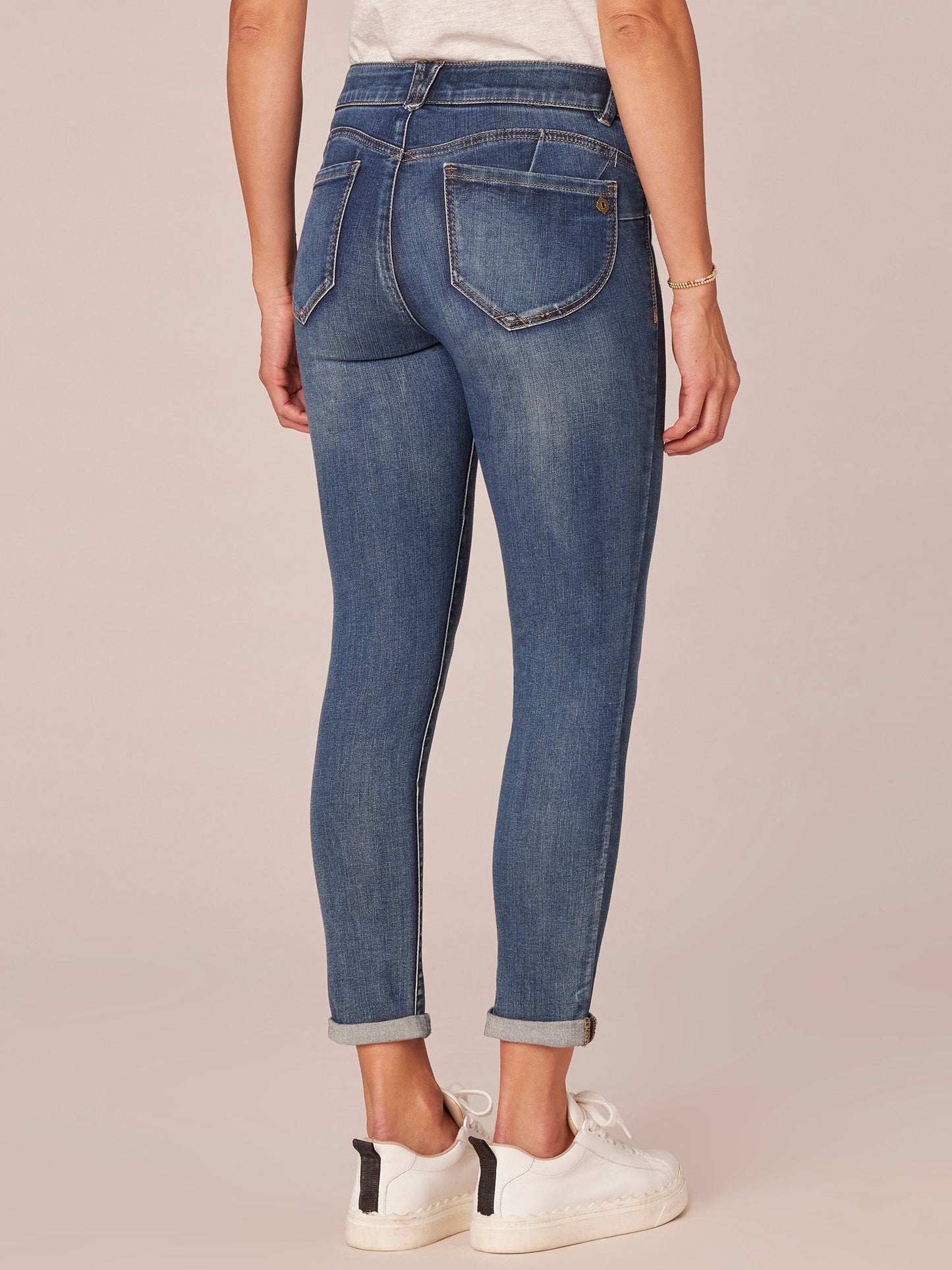 Absolution Mid-Rise Ankle Skimmer Petite Jeans
