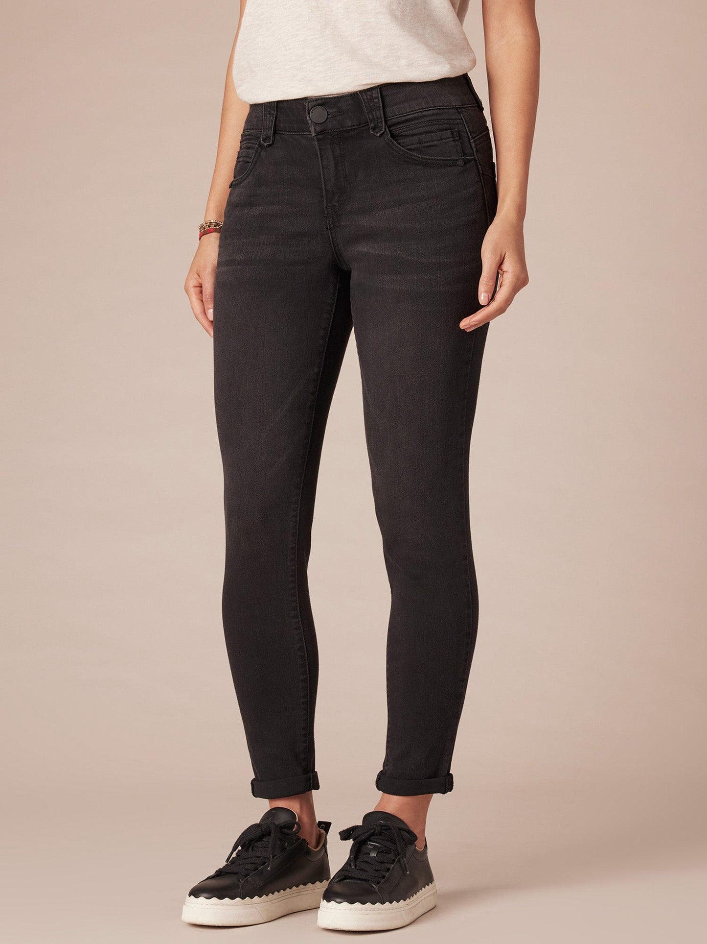Absolution® Black Denim Petite Ankle Skimmer Jeans
