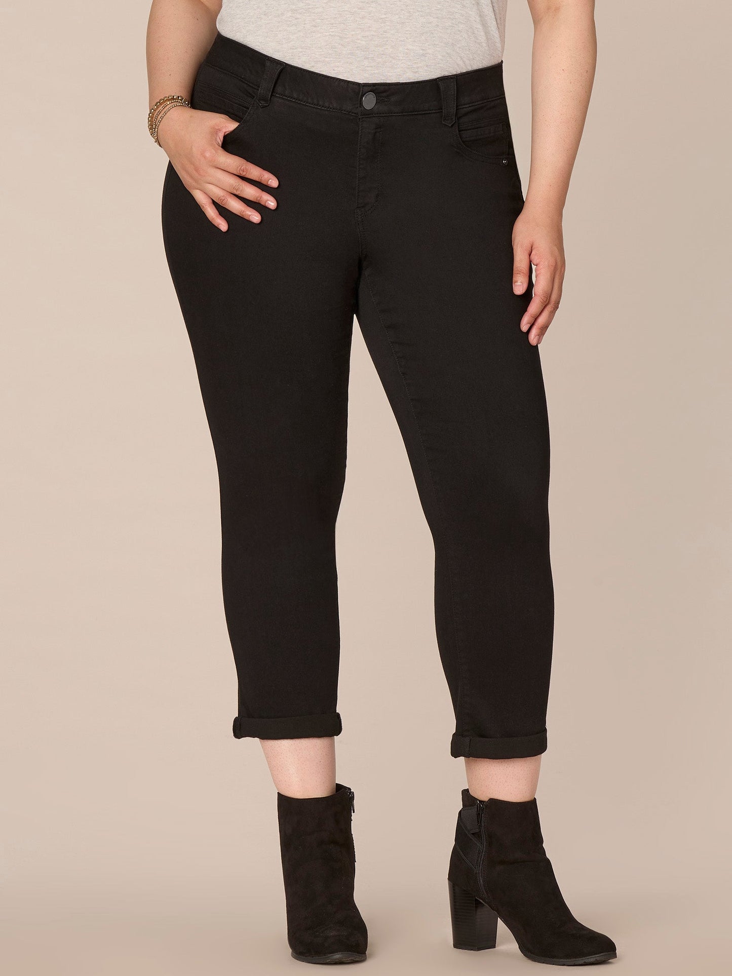 Absolution® Plus Black Denim Ankle Skimmer Jeans